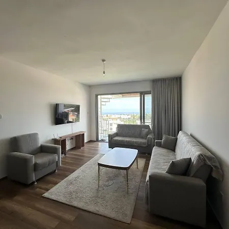Luxury 2bdr Penthose Olive Hill Ocean And Merit Casino View Girne ,kyrenia ,alsancak Lägenhet