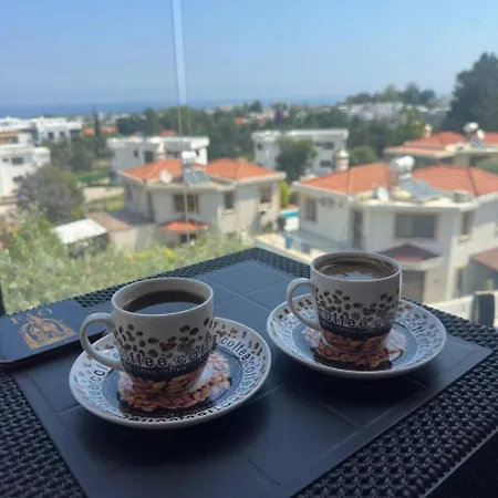 Luxury 2bdr Penthose Olive Hill Ocean And Merit Casino View Girne ,kyrenia ,alsancak Apartman Karavász